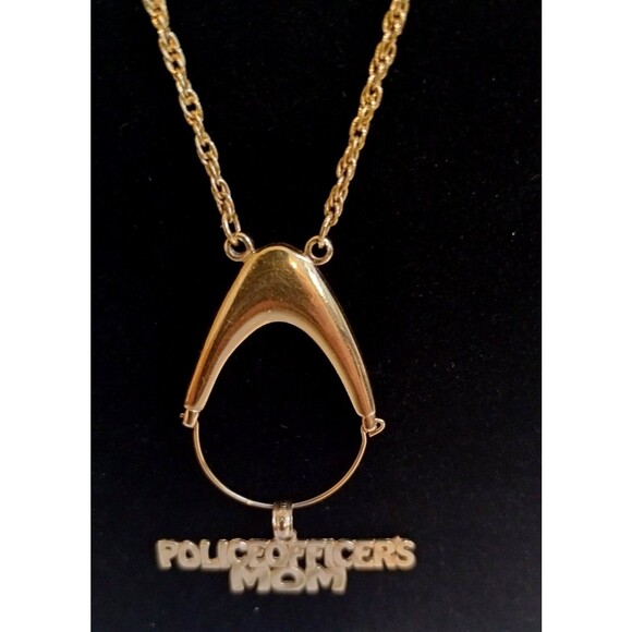 Vintage Trifari Long Necklace 30” Gold Tone "Police Officer's Mom" Charm - Picture 3 of 4